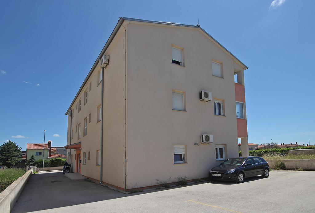 Apartment Ben Pula Exterior photo